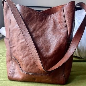 Frye Leather Side Pockets Hobo Bag Cognac Brown